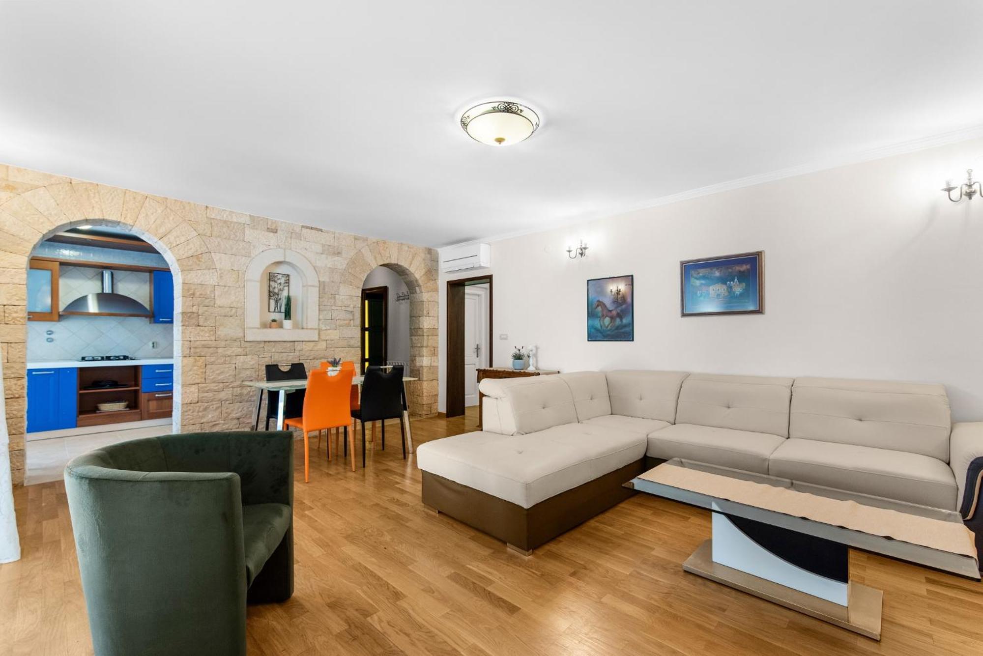 Villa Hope Apartments Porec Exterior photo